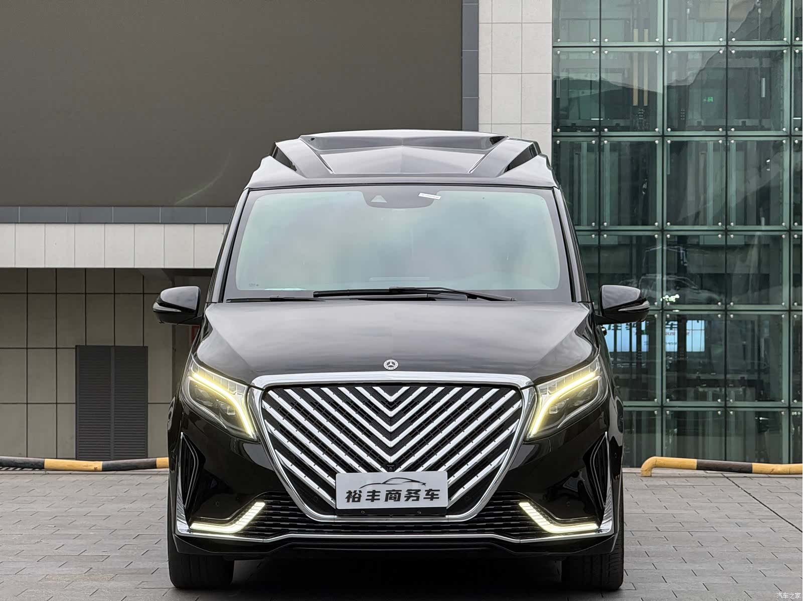 Mercedes-Benz V-Class, 2023 2