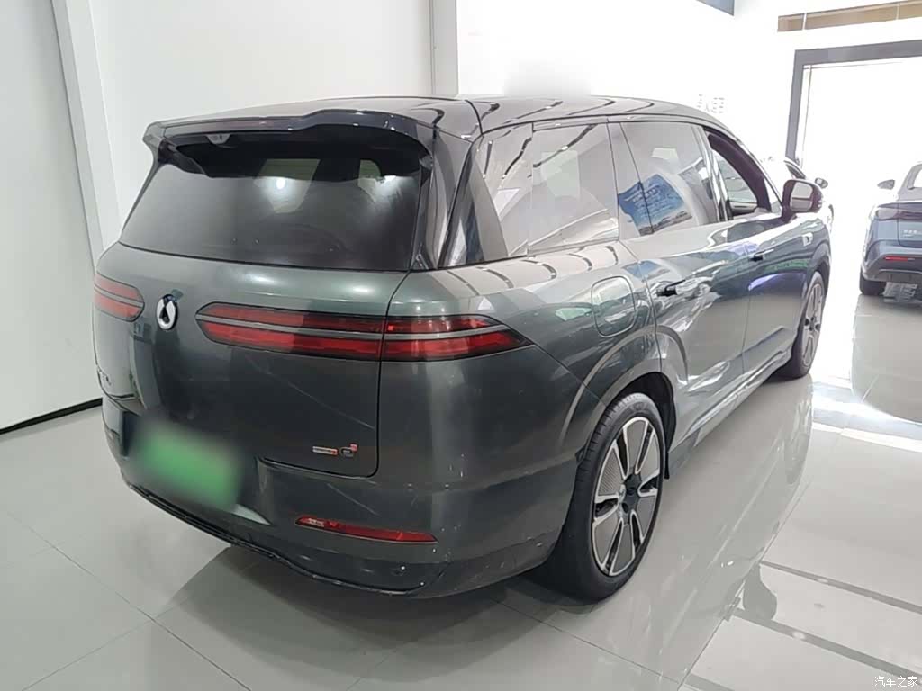 Denza N8, 2025 7