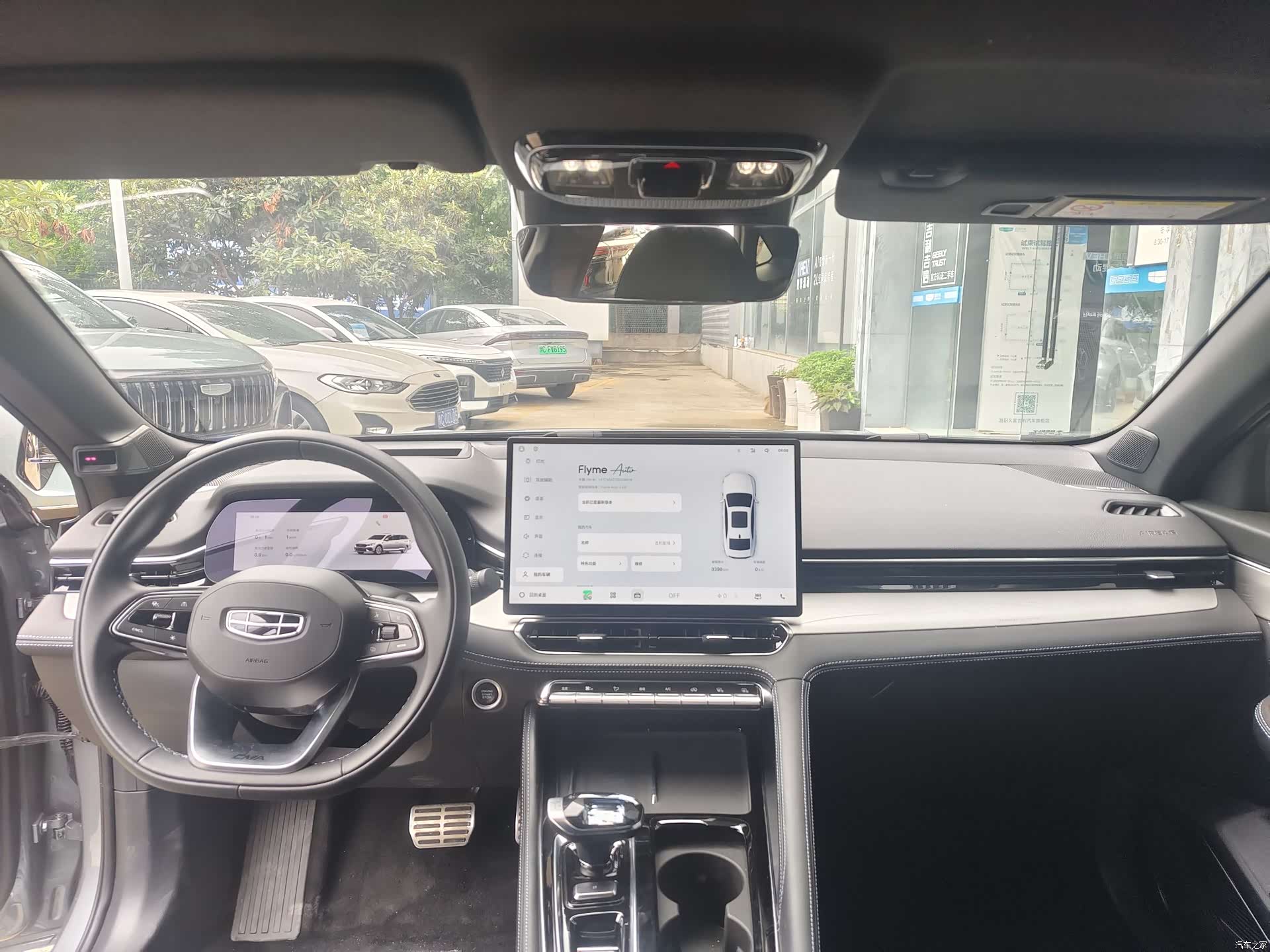 Geely Preface, 2025 10