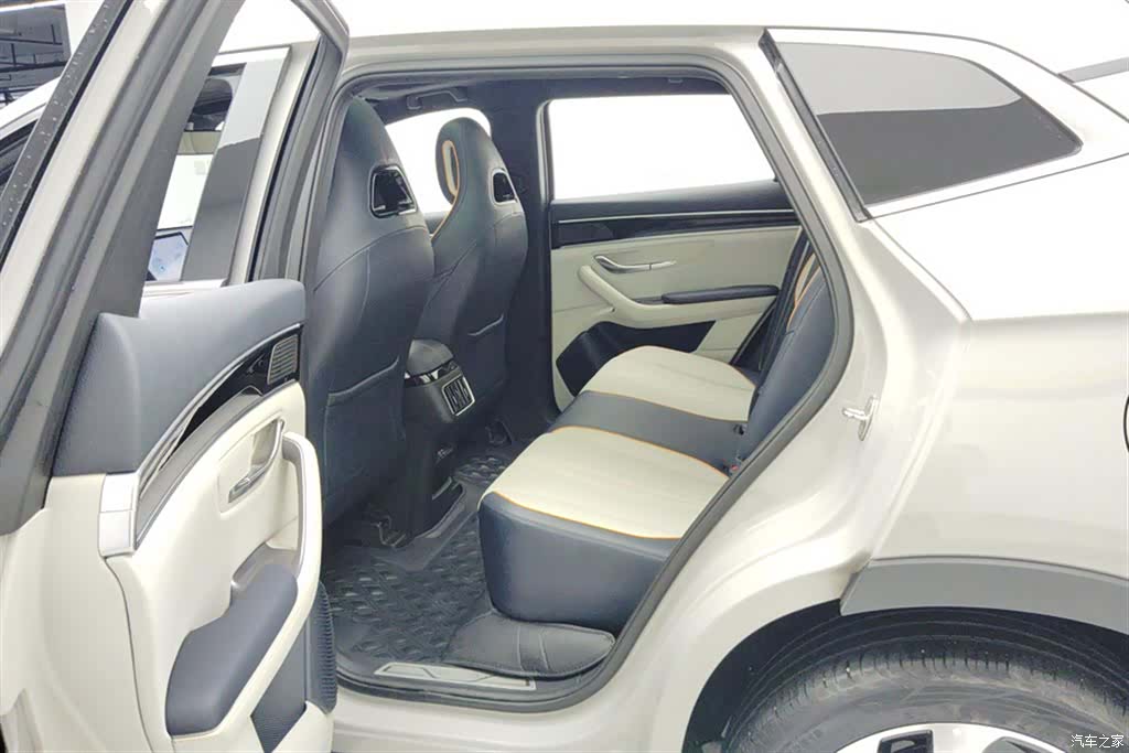 BYD Song, 2024 11