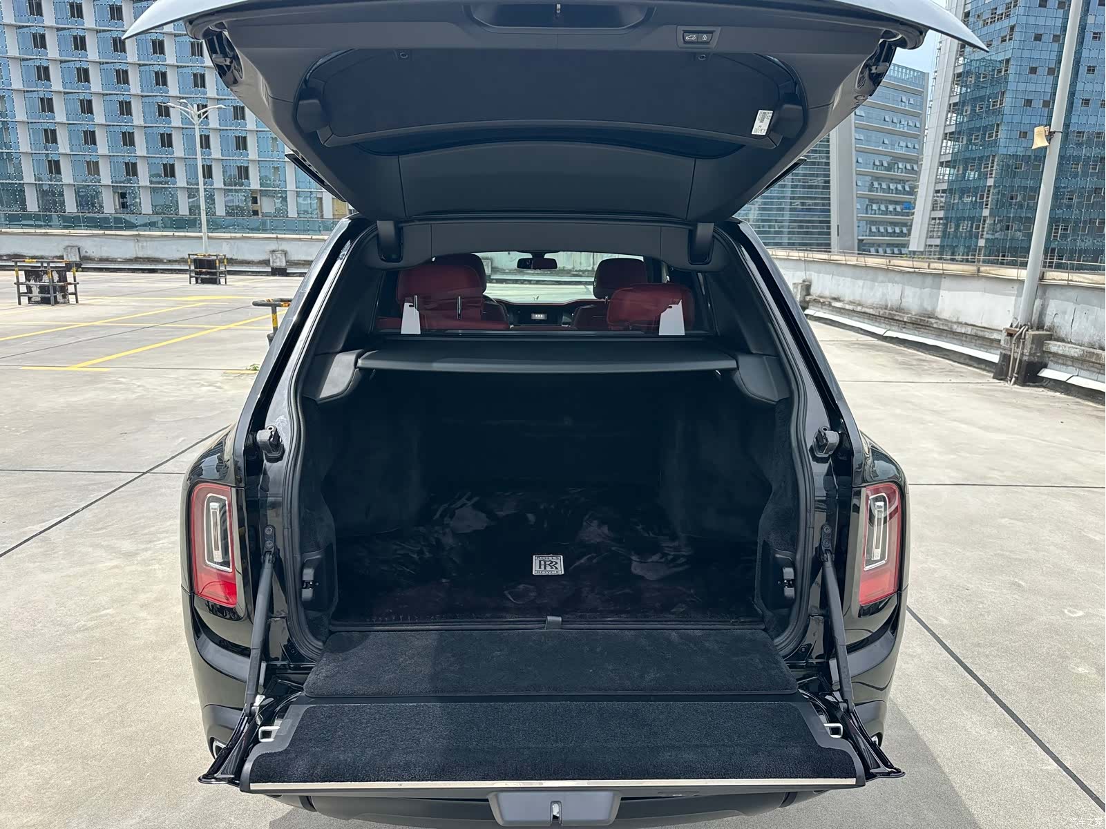 Rolls-Royce Cullinan, 2019 16