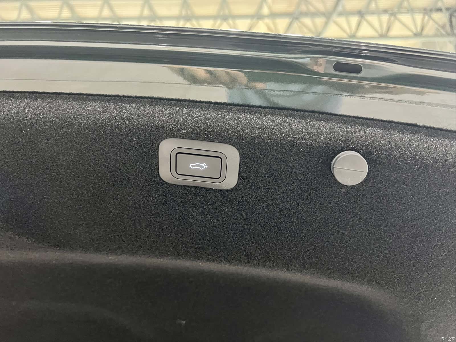 Geely 8, 2025 11