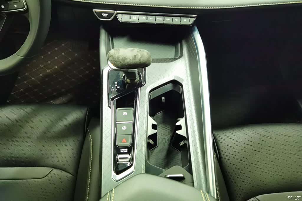 Geely Preface, 2024 16