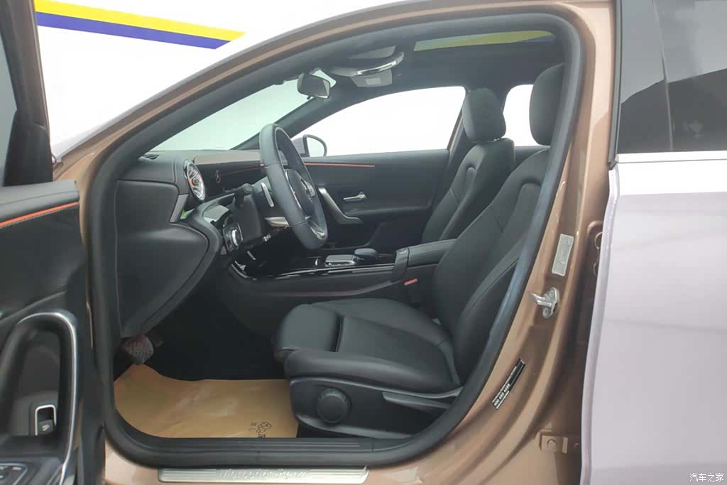 Mercedes-Benz A-Class, 2023 9