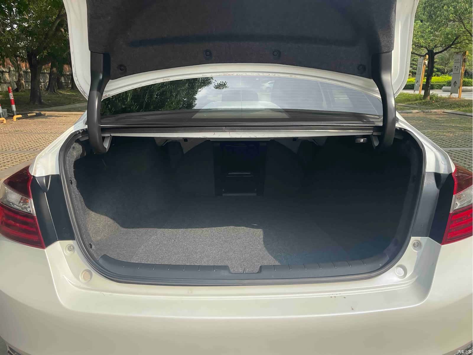 Honda Accord, 2016 12