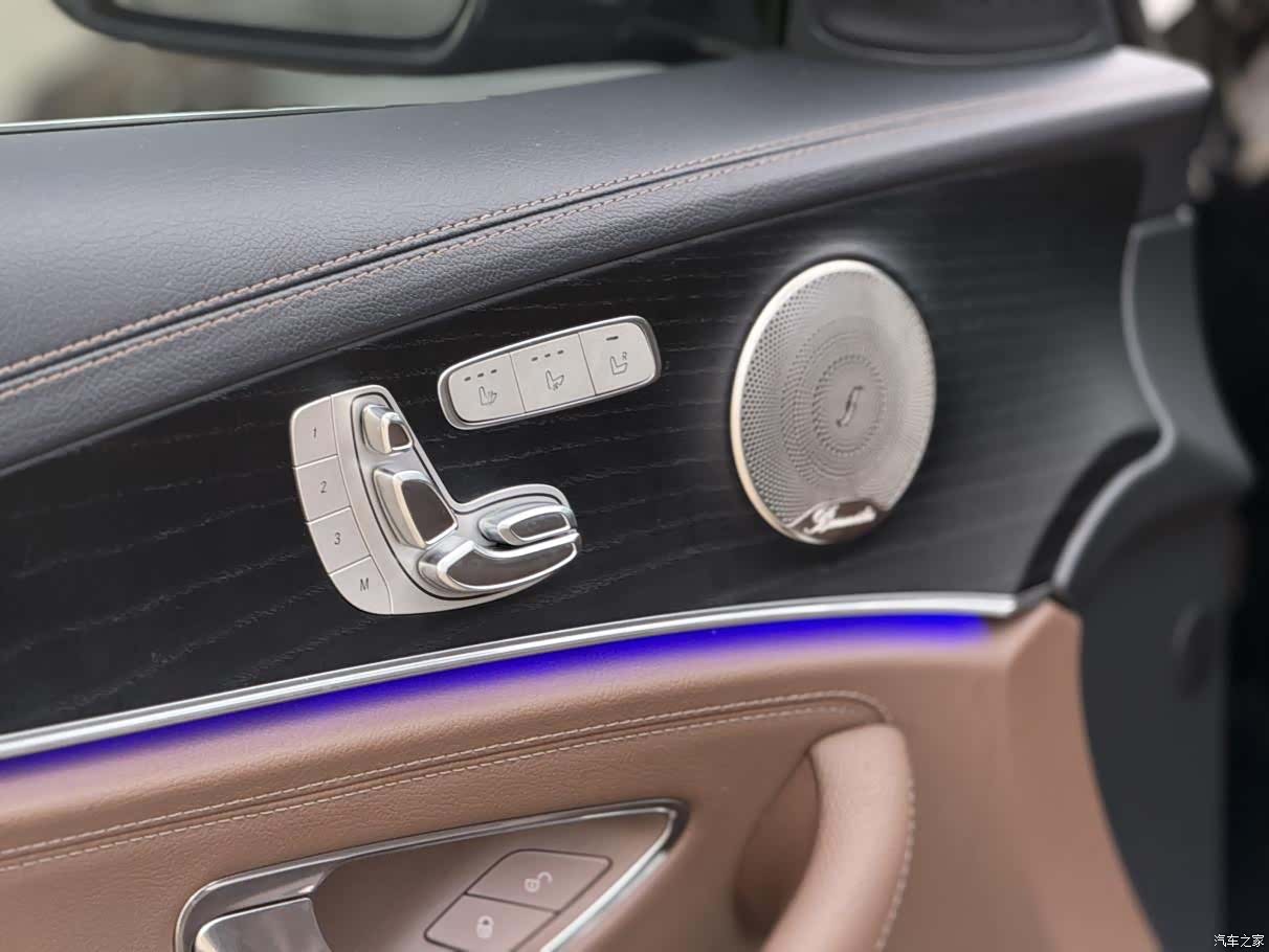 Mercedes-Benz E-Class, 2021 10