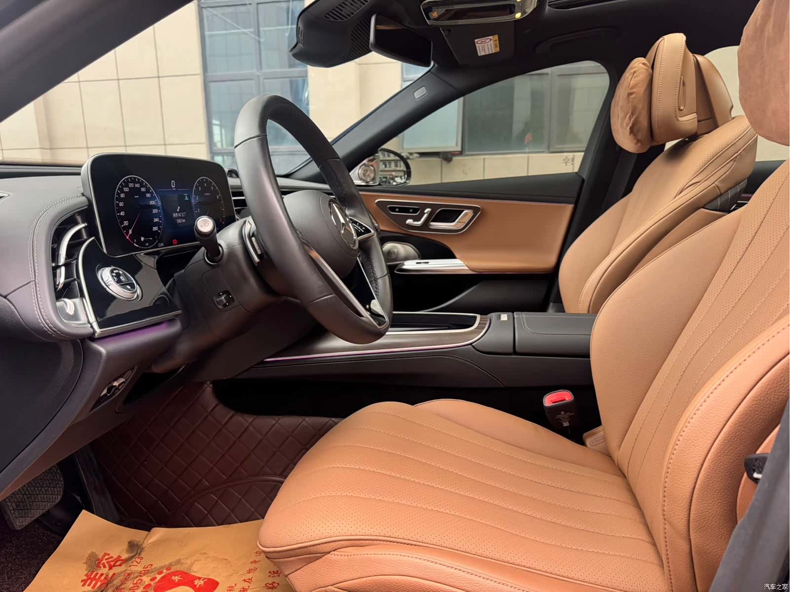 Mercedes-Benz E-Class, 2024 6