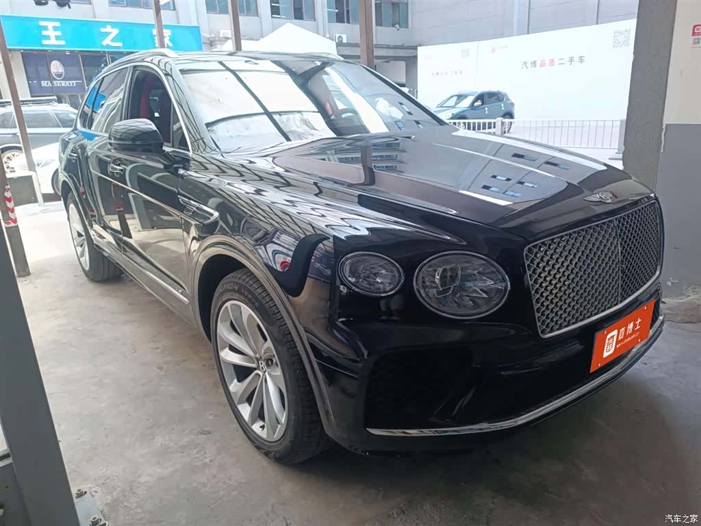 Bentley Bentayga, 2024 2