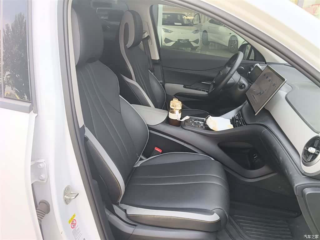 BYD HiAce, 2024 25