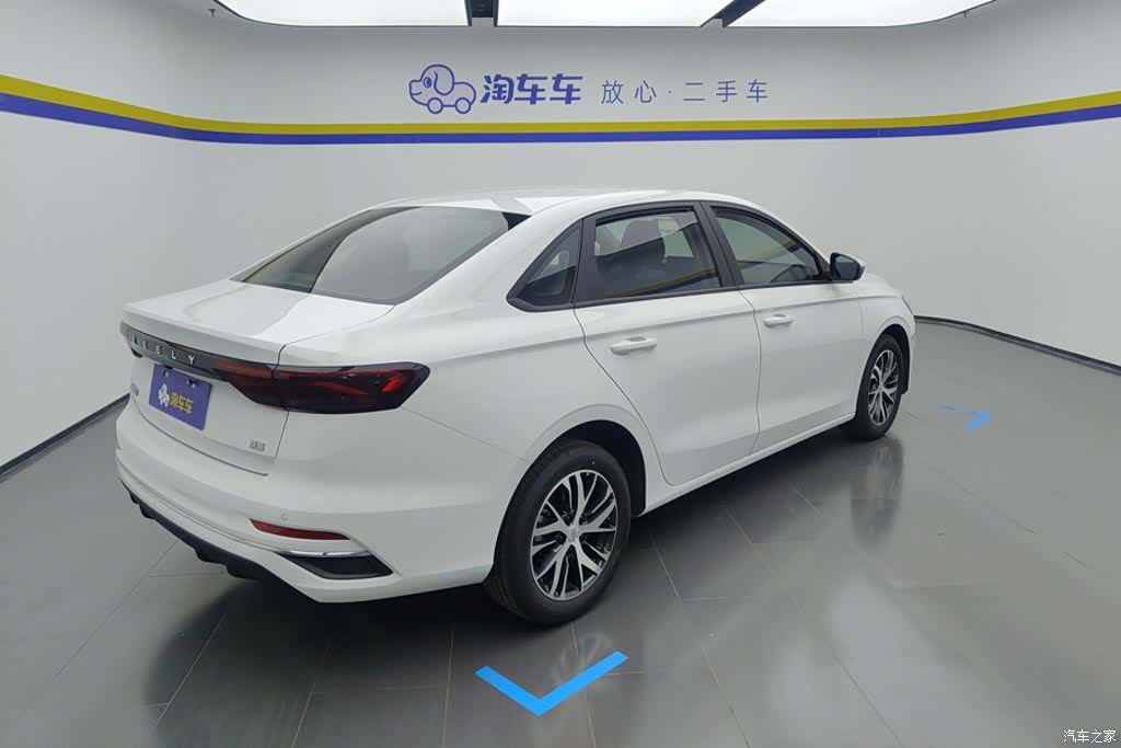 Geely Emgrand, 2025 3