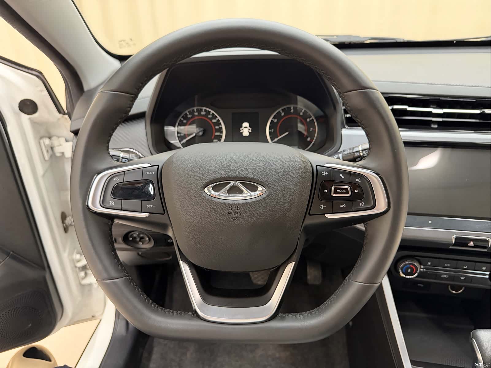 Chery 3x, 2022 10