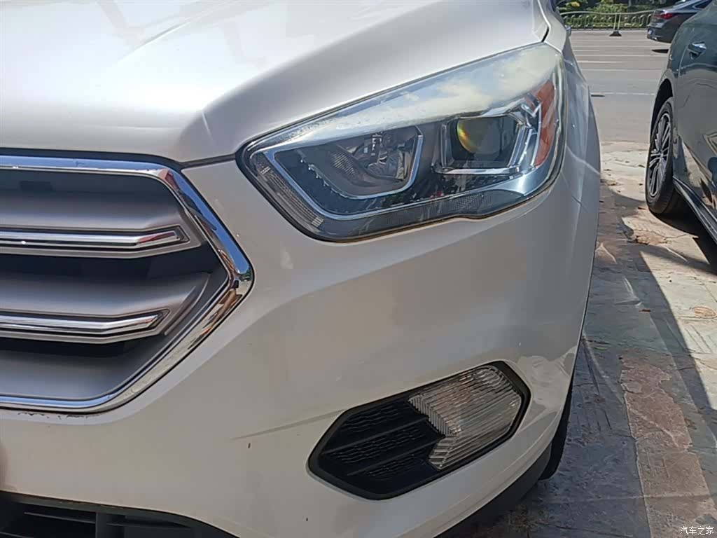 Ford Kuga, 2018 24
