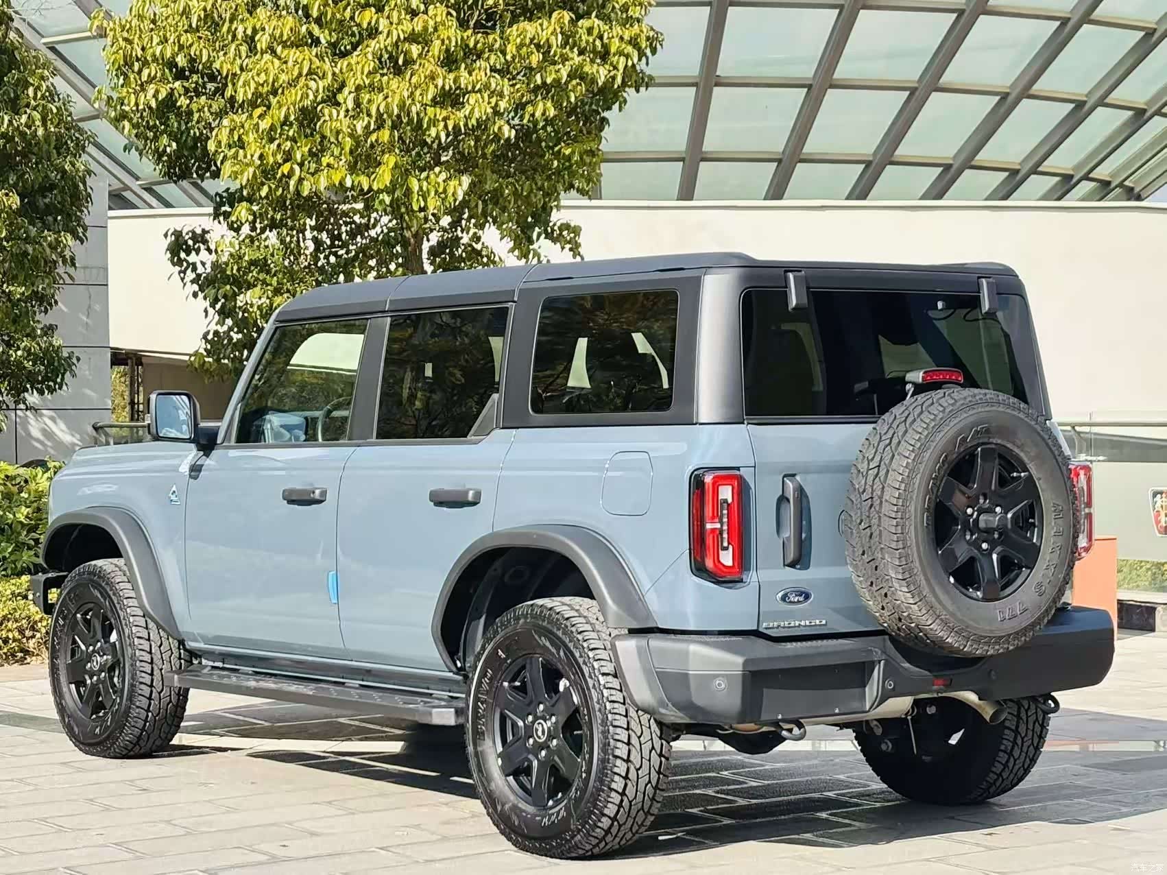 Ford Bronco, 2026 7