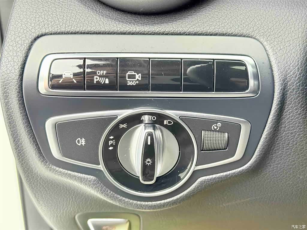 Mercedes-Benz GLC, 2016 12