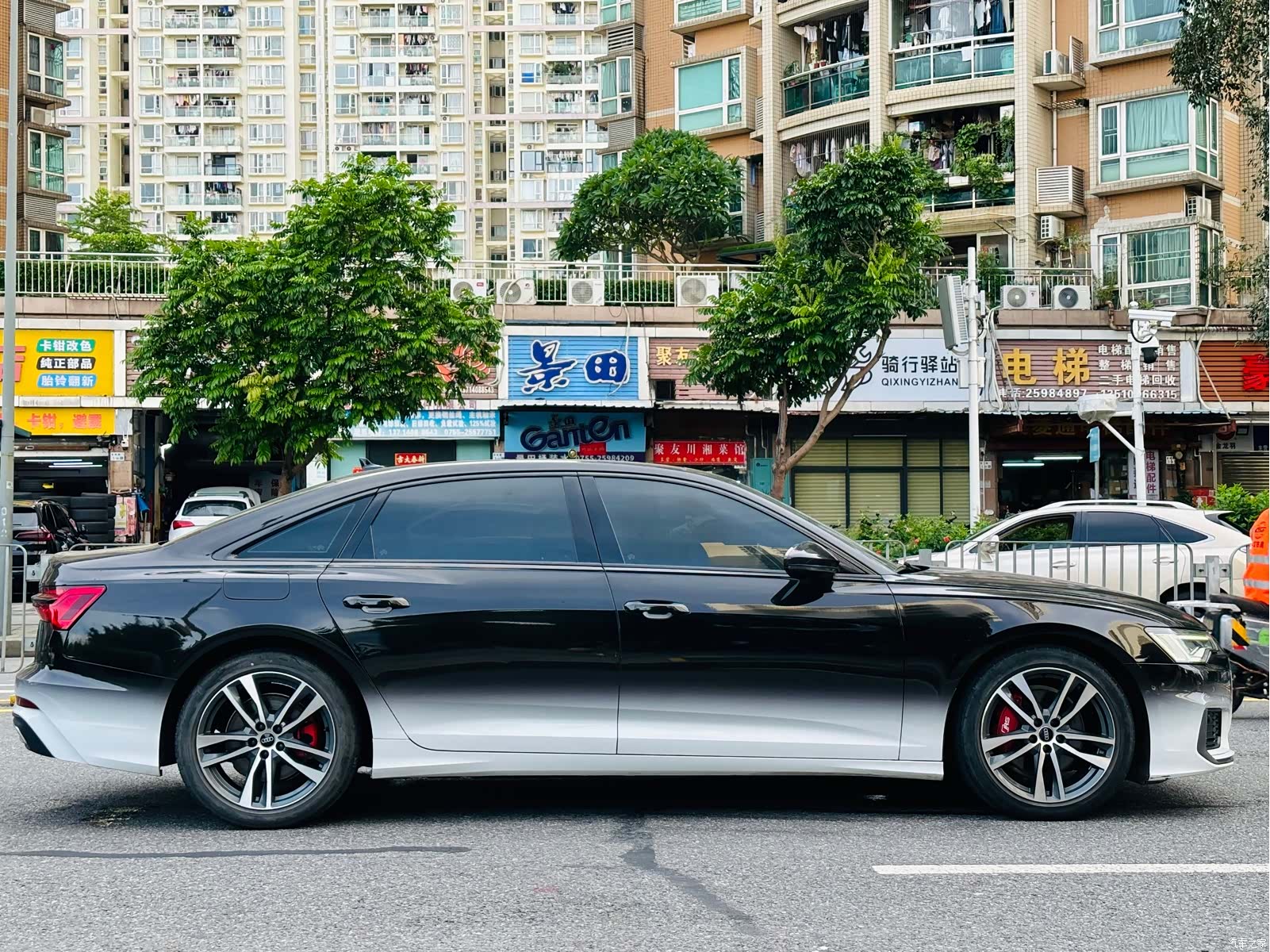 Audi A6L, 2022 4