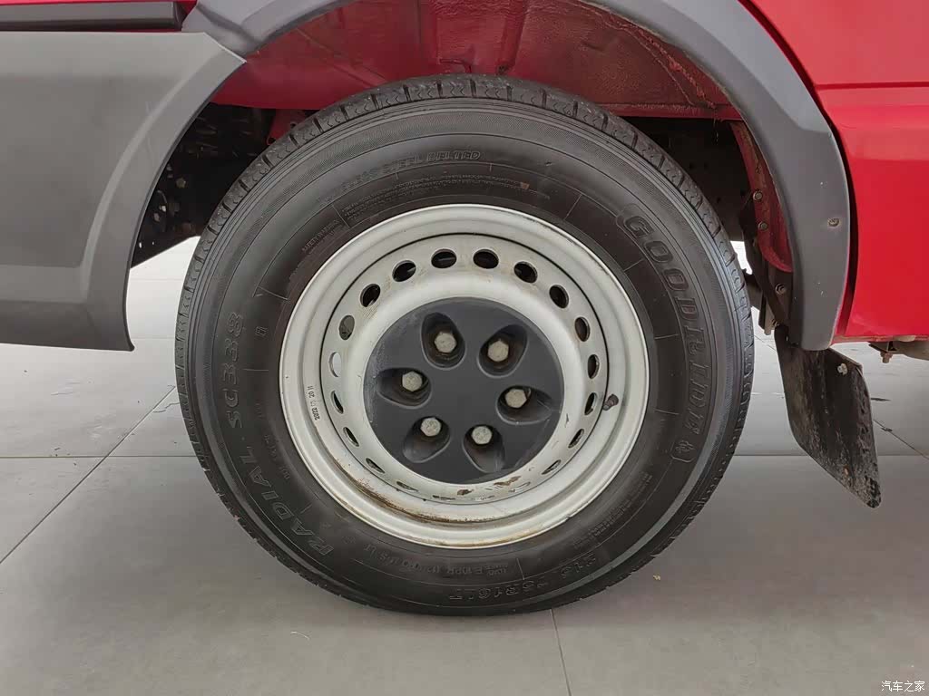 Iveco V35, 2023 17