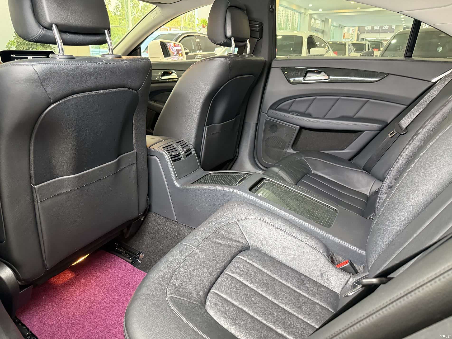 Mercedes-Benz CLS, 2015 9
