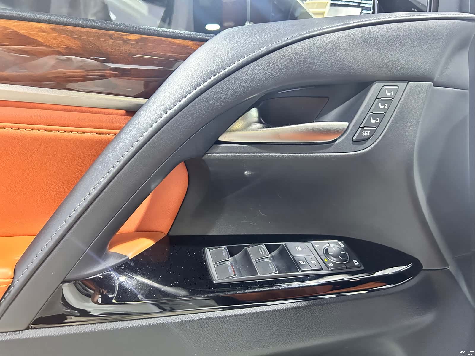 Lexus LX, 2017 13
