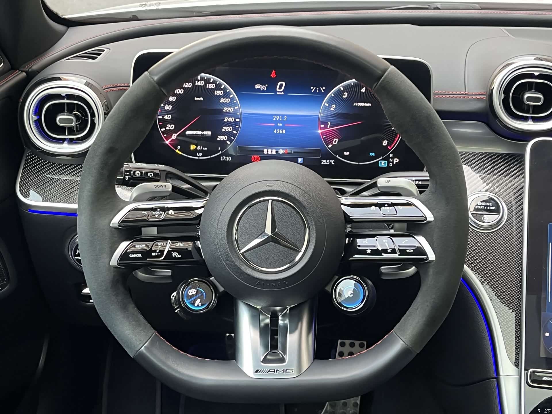 Mercedes-Benz C-Class, 2025 16