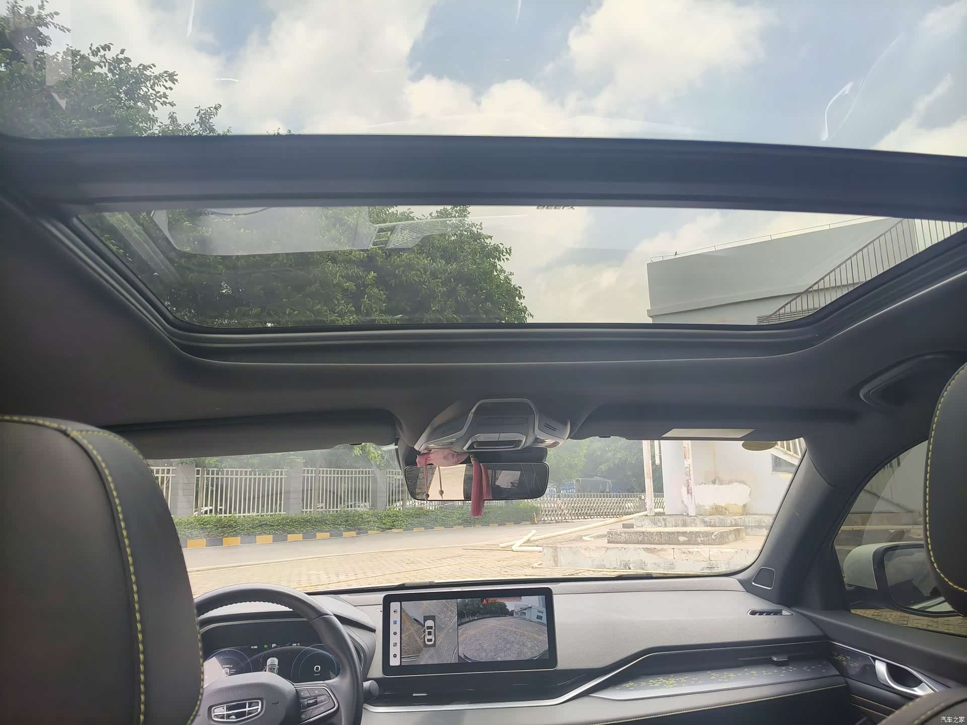 Geely Preface, 2023 14
