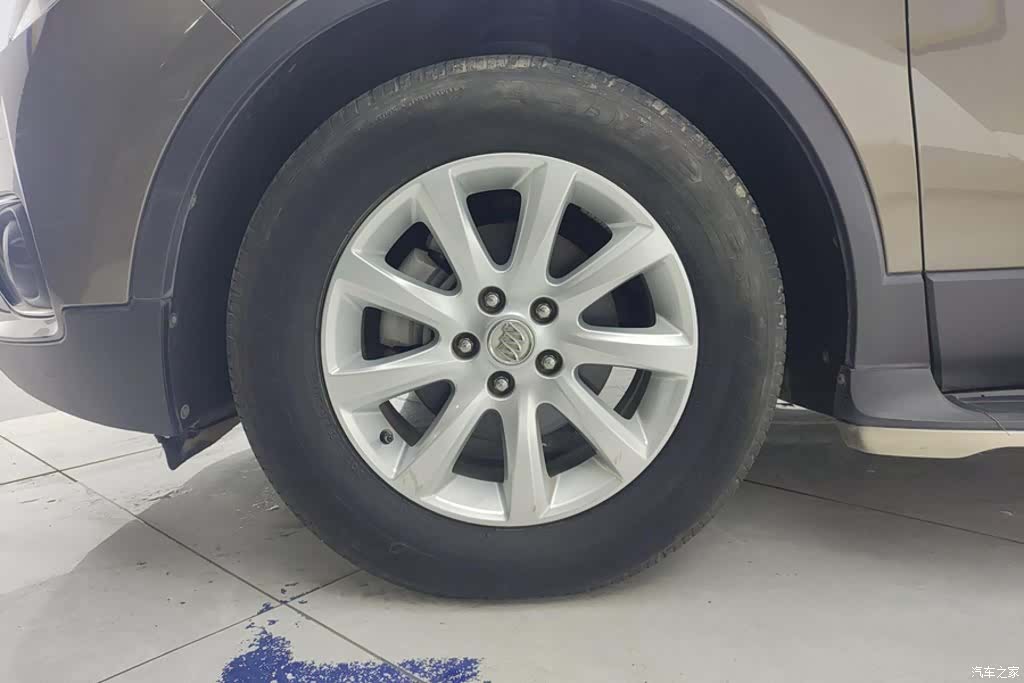 Buick Envision Plus, 2019 6