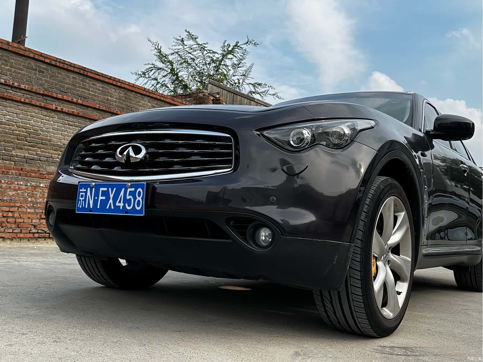 Infiniti FX35, 2012 12