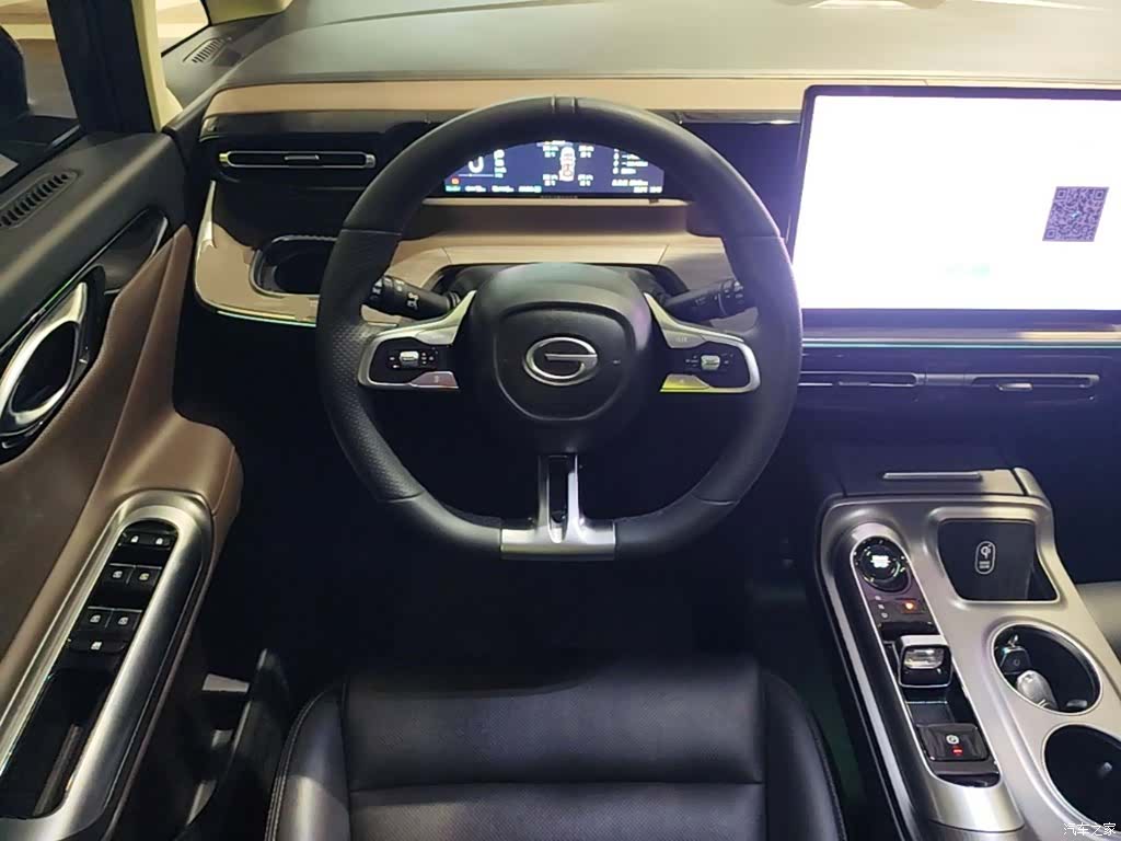Trumpchi E8, 2023 11