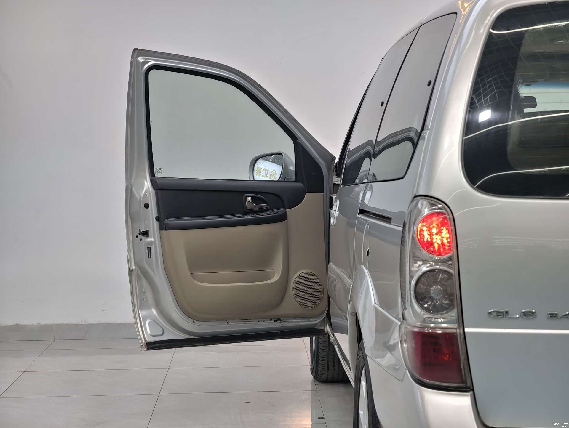Buick GL8, 2014 11