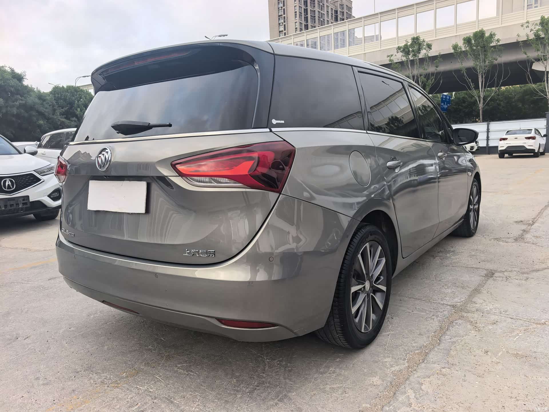 Buick GL6, 2019 10