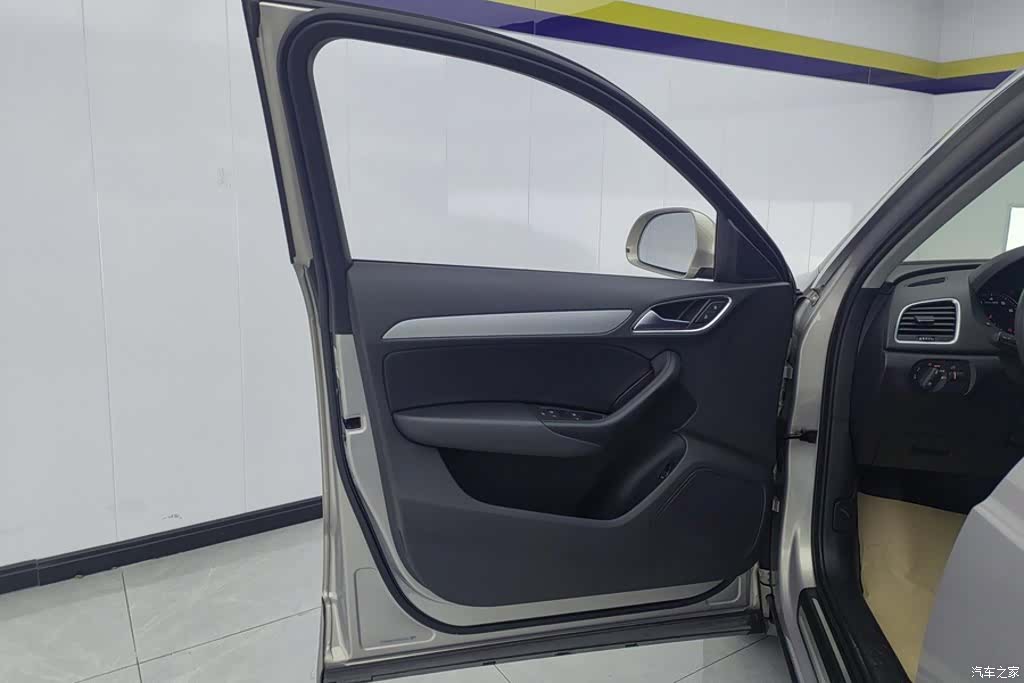 Audi Q3, 2019 7