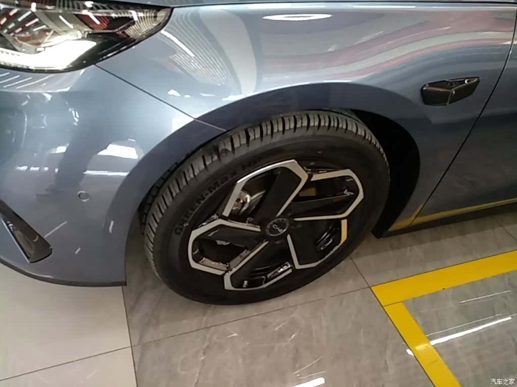 BYD Seal, 2025 23