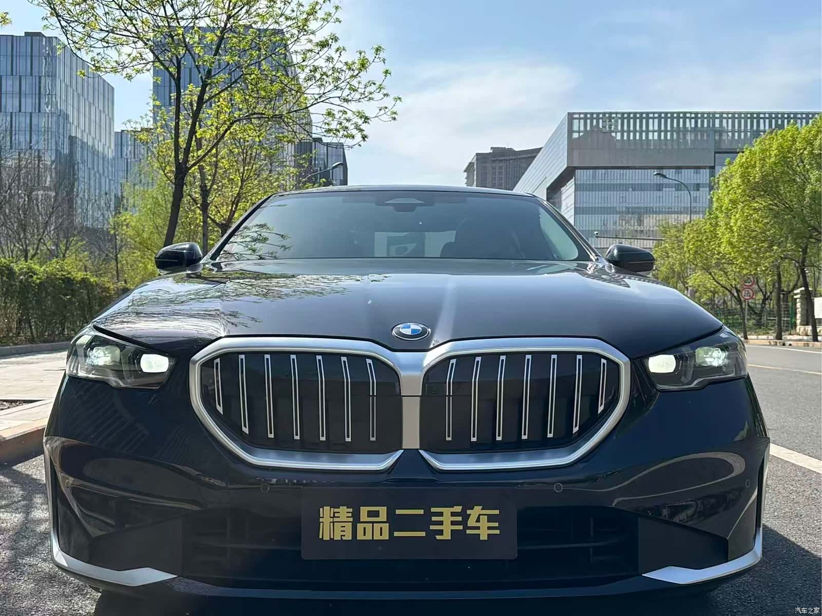 BMW 5 Series, 2025 все фото