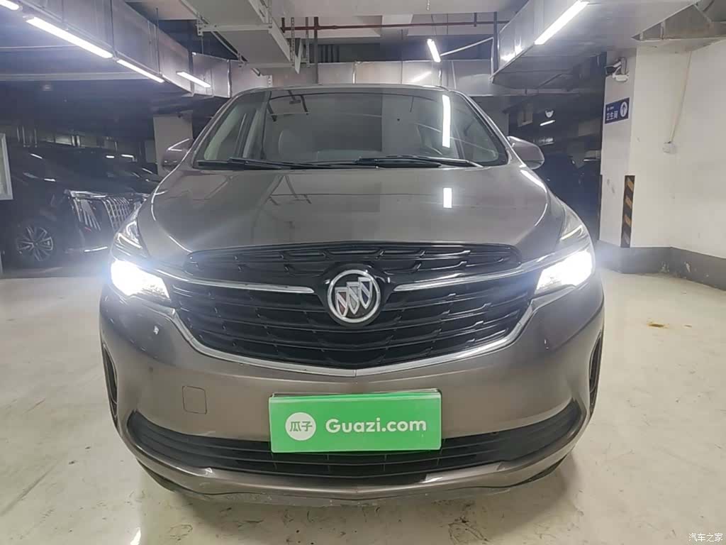 Buick GL8, 2022 3