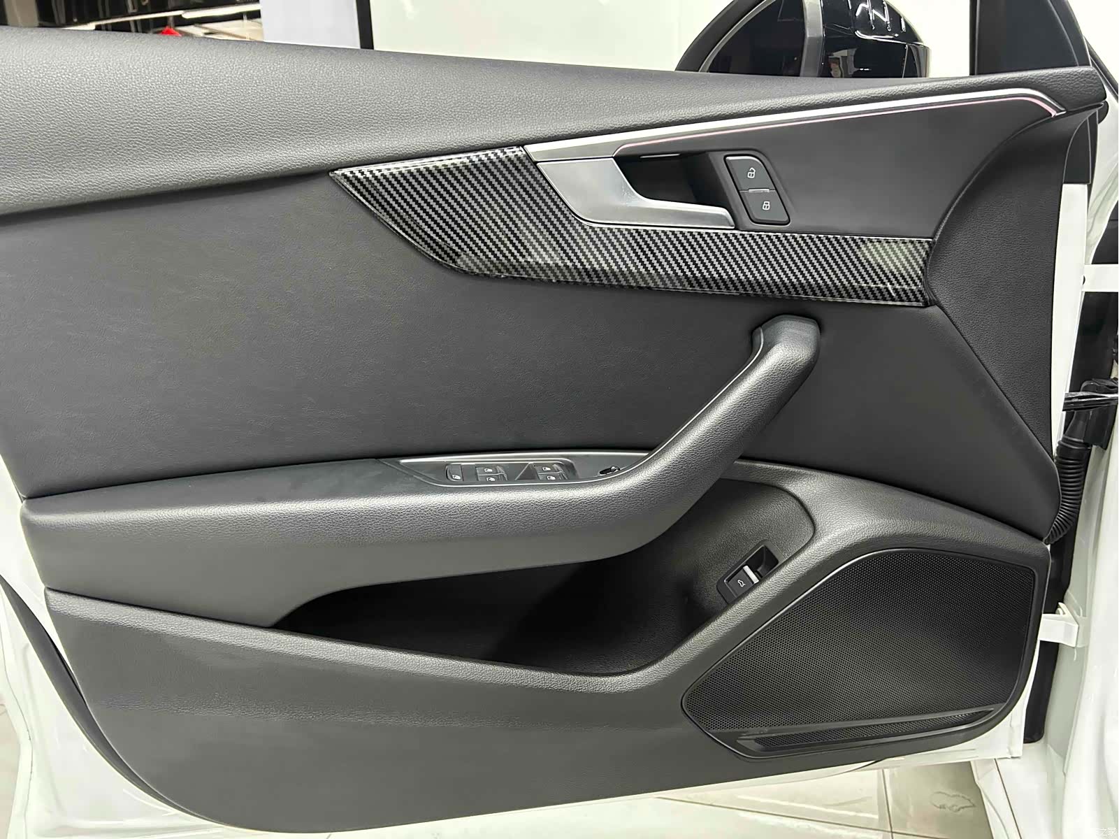 Audi A4L, 2021 13