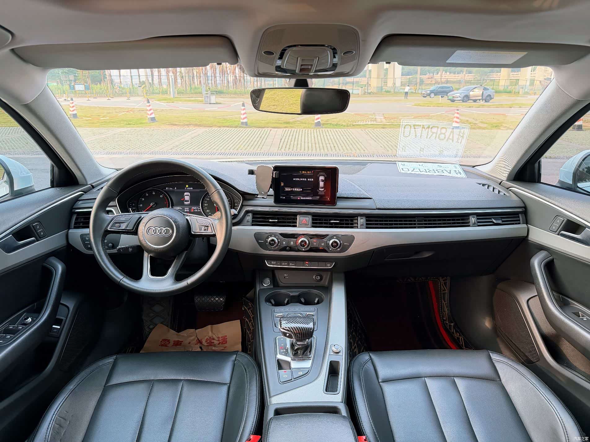 Audi A4L, 2018 9