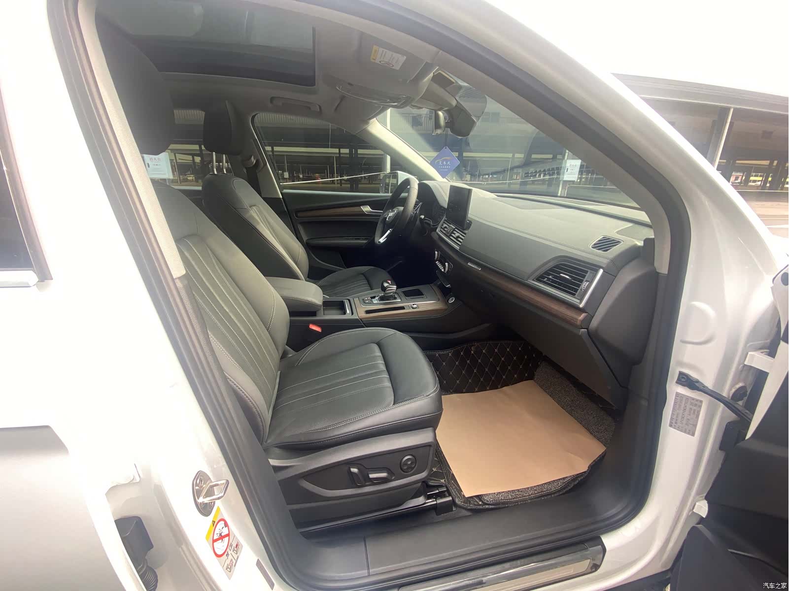 Audi Q5L, 2022 6