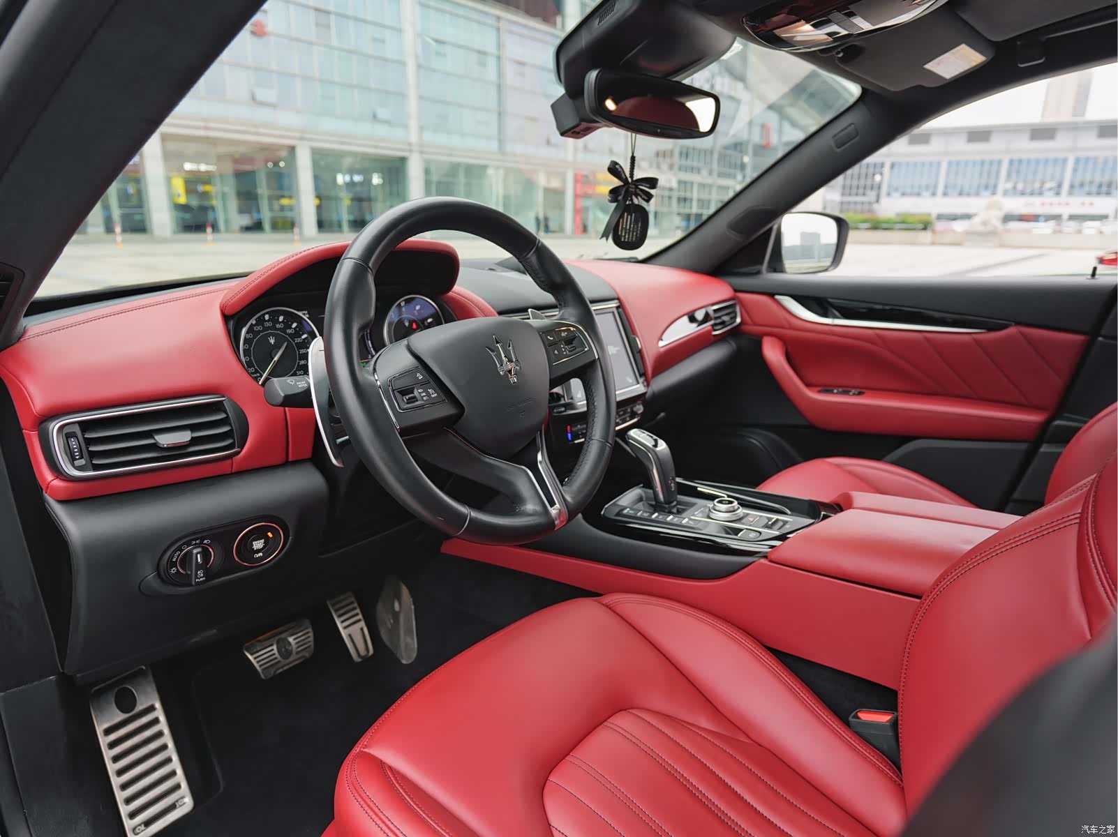 Maserati Levante, 2021 6