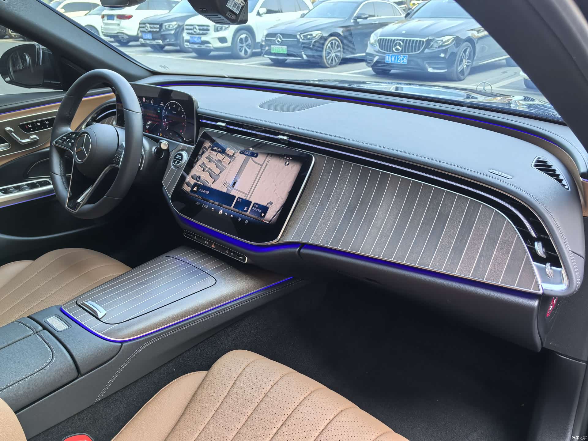Mercedes-Benz E-Class, 2024 10