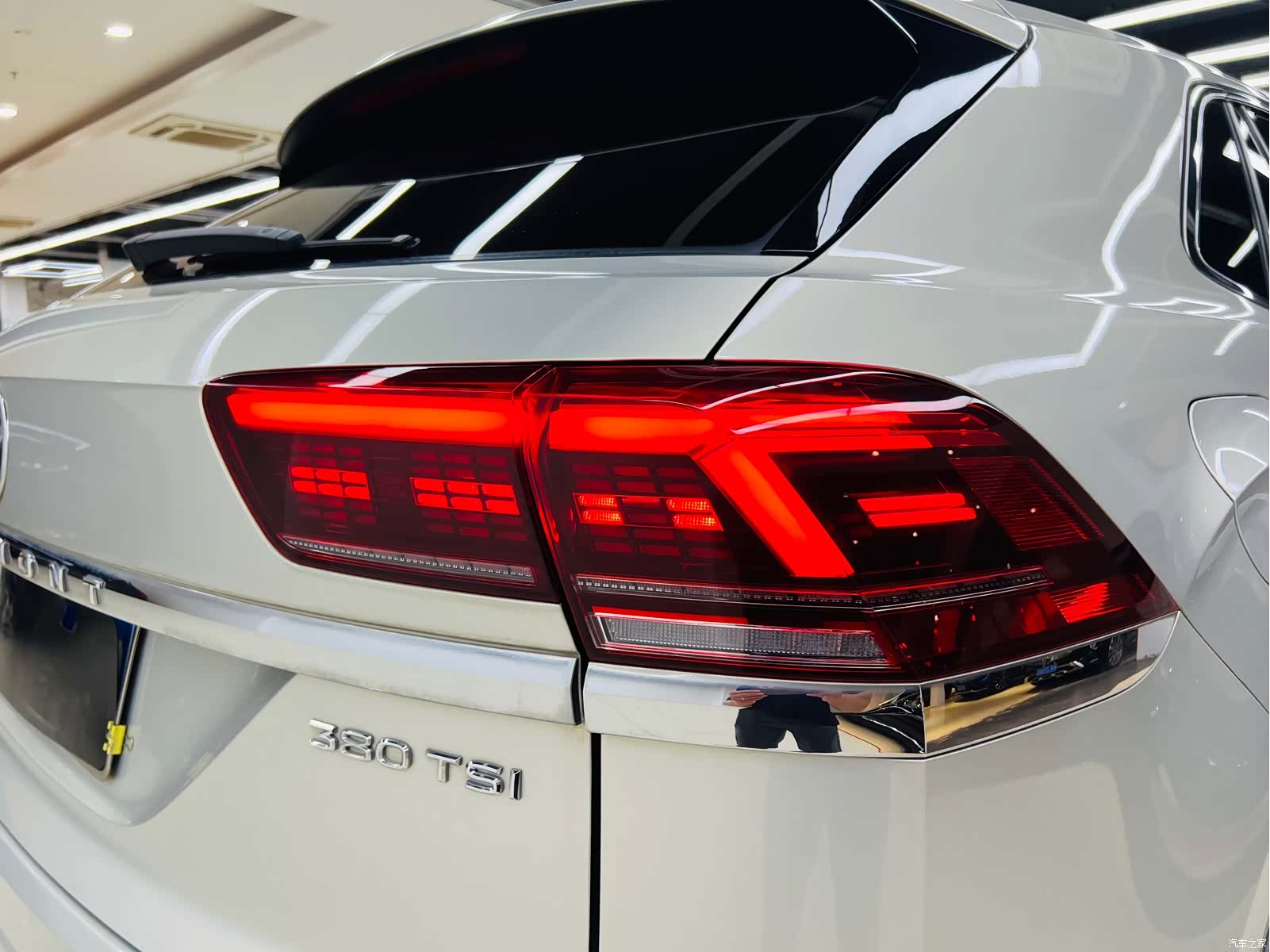 Volkswagen Teramont X, 2020 19