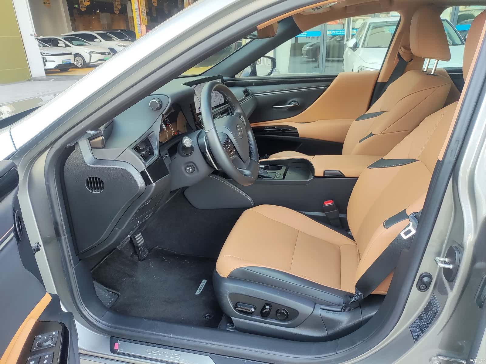 Lexus ES, 2024 6