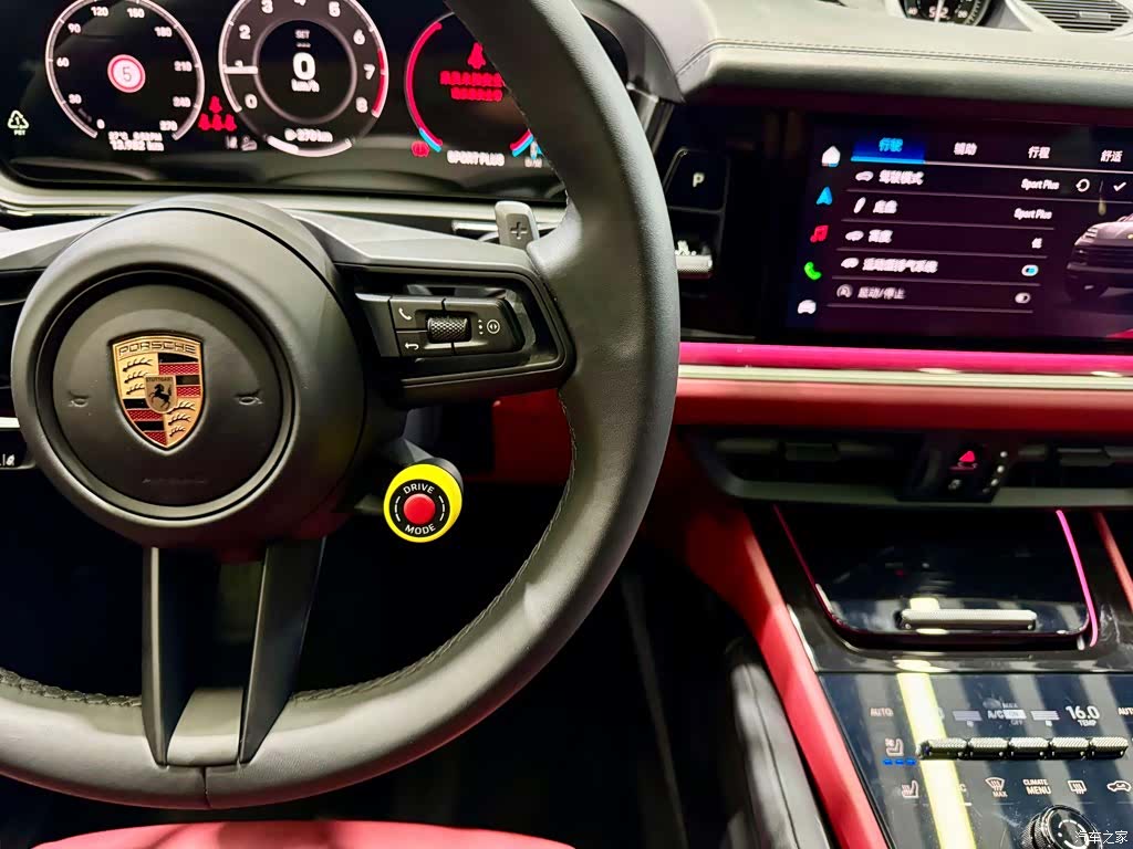 Porsche Cayenne, 2025 22