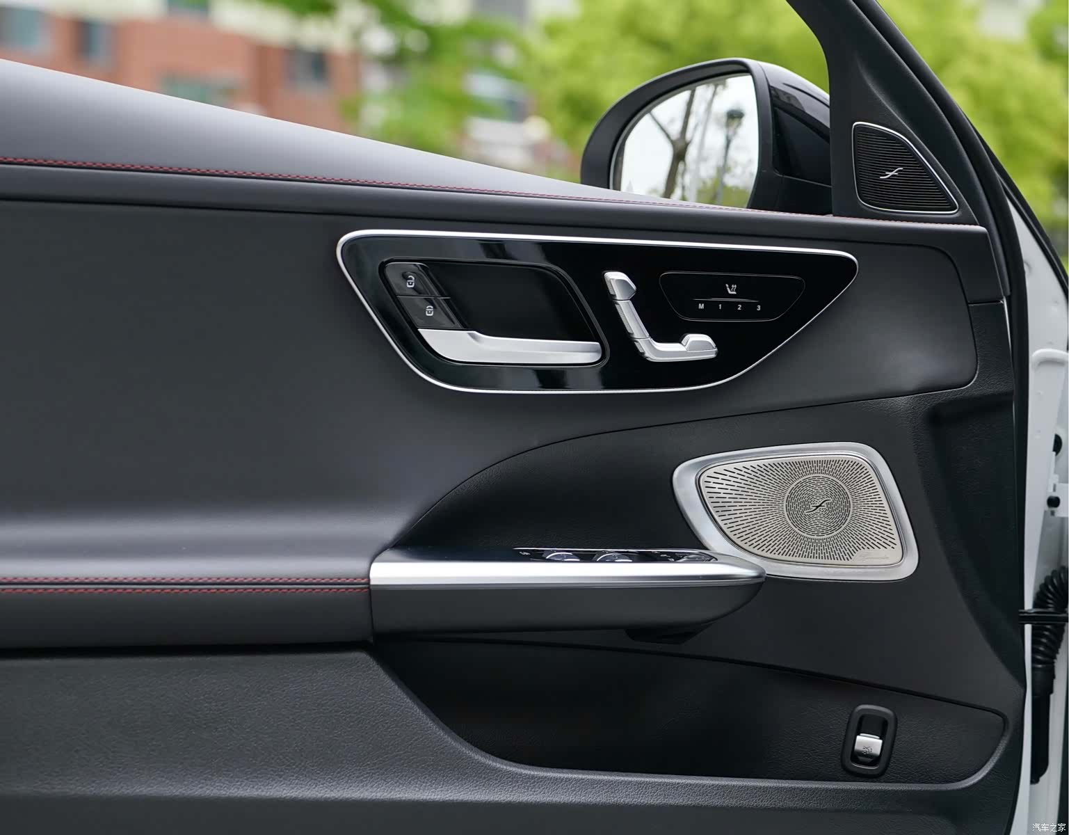 Mercedes-Benz C-Class, 2023 9
