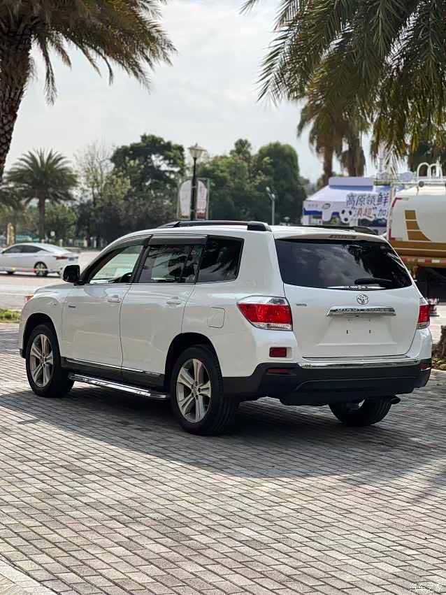 Toyota Highlander, 2013 9