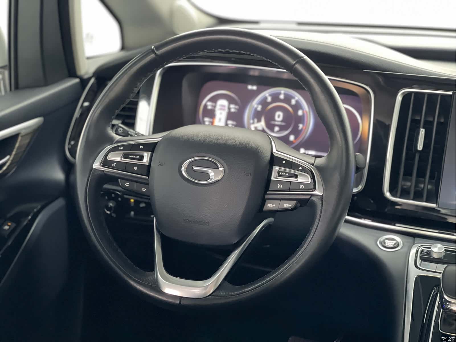 Trumpchi M8, 2022 18