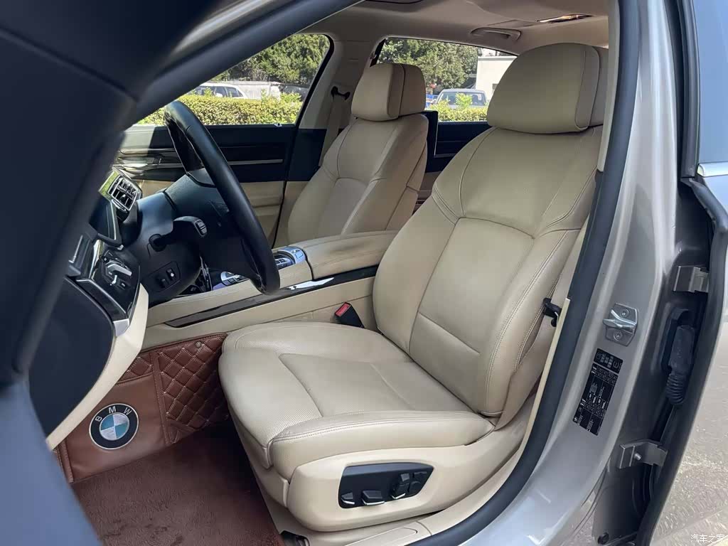 BMW 7 Series, 2016 6