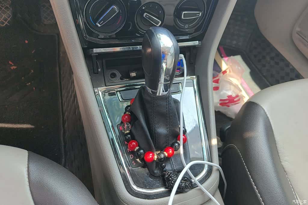 Volkswagen Bora, 2016 16