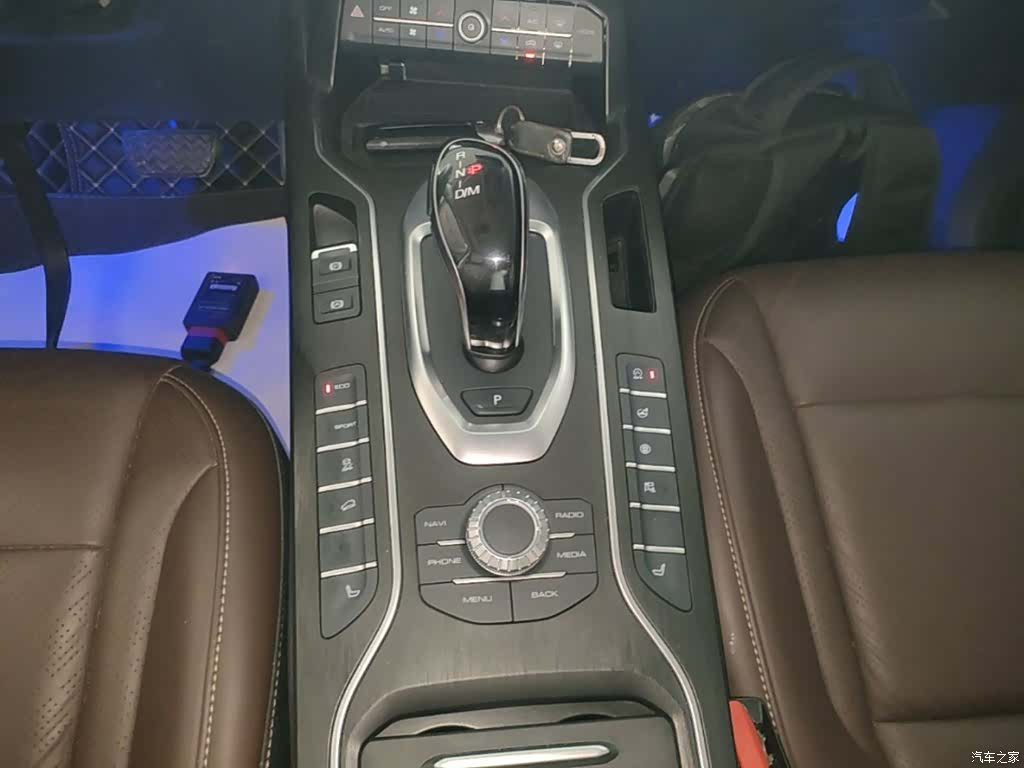 WEY VV6, 2021 14