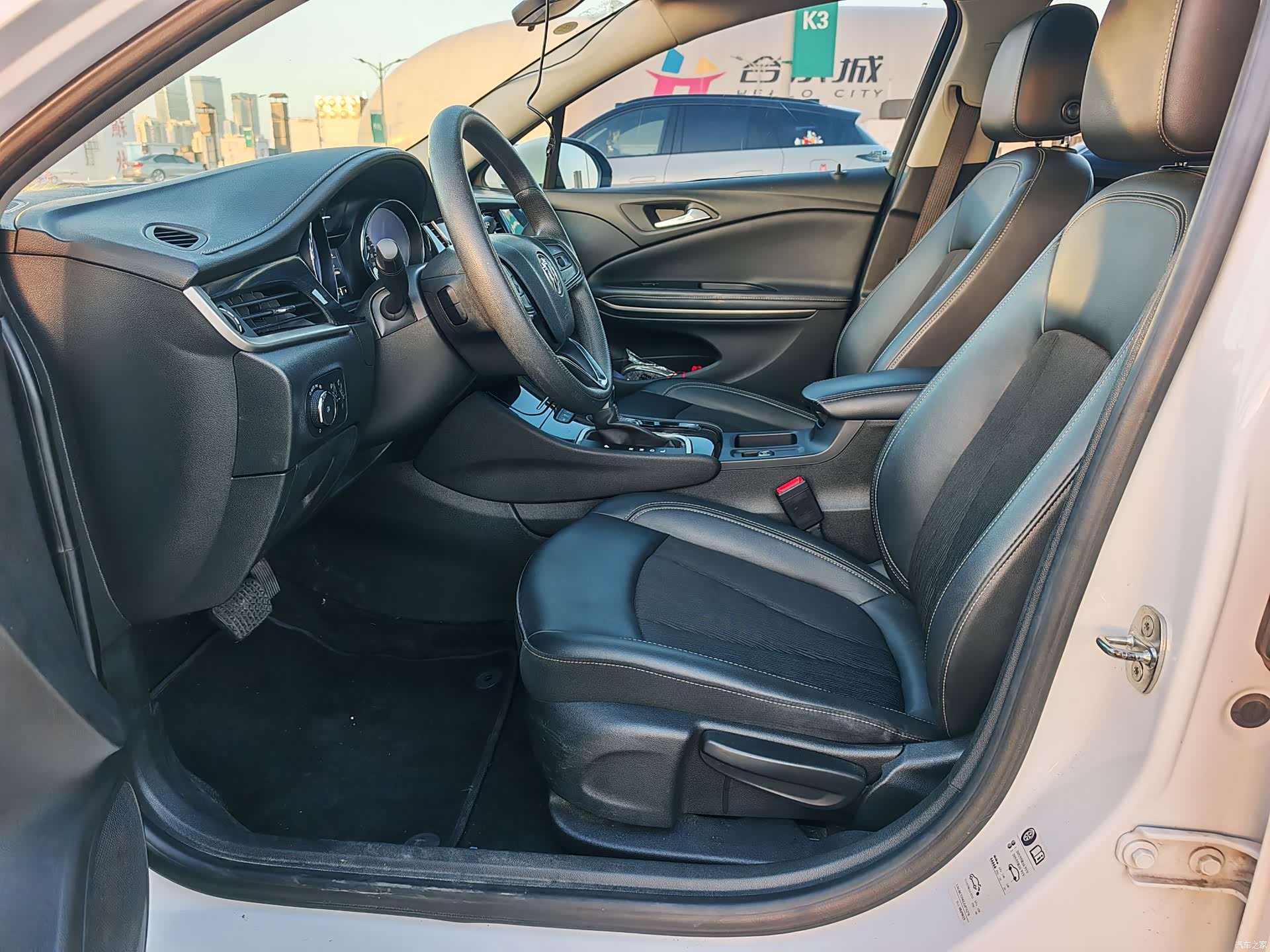 Buick Verano, 2021 9