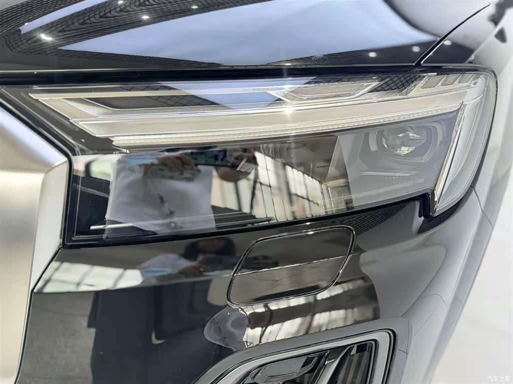 Audi Q7, 2025 16