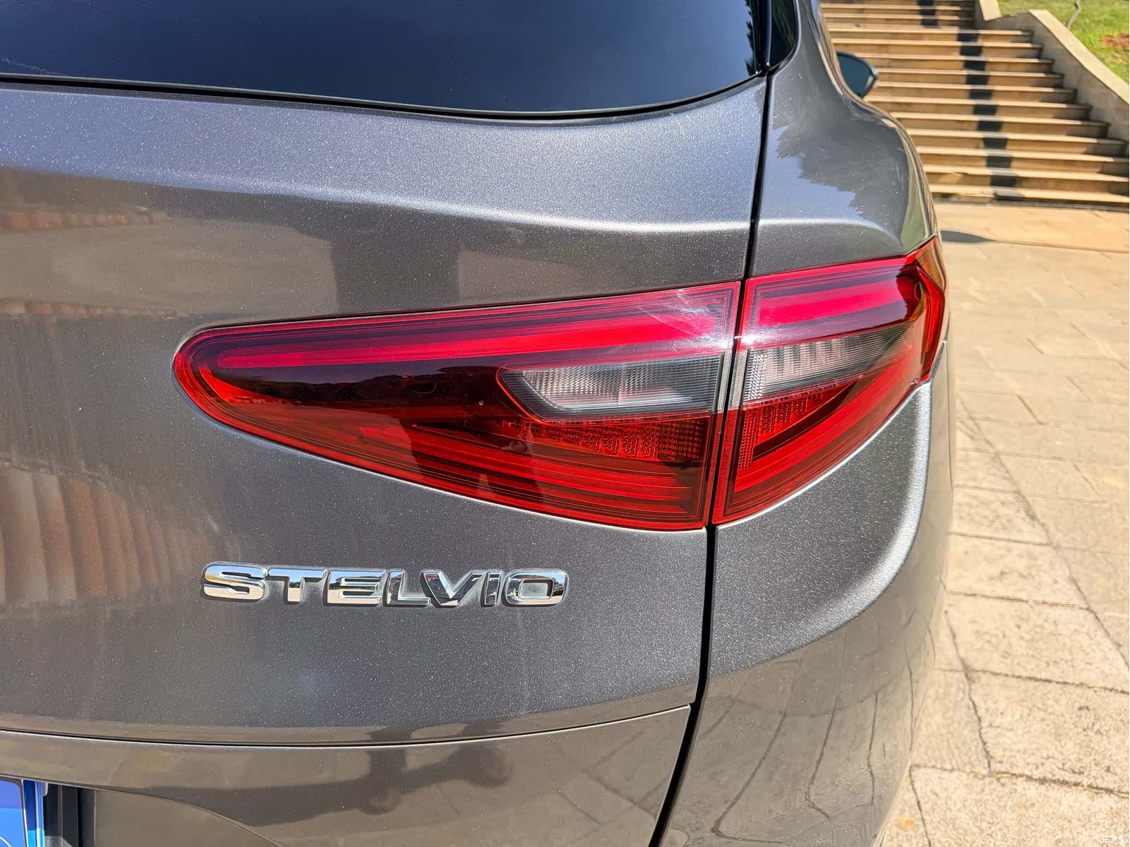 Alfa Romeo Stelvio, 2020 10